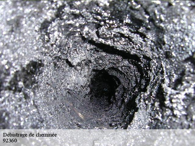 Débistrage de cheminée 92360